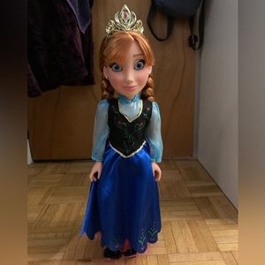 NEW mint condition 2014 Disney Frozen Princess Anna Doll 19” with original box